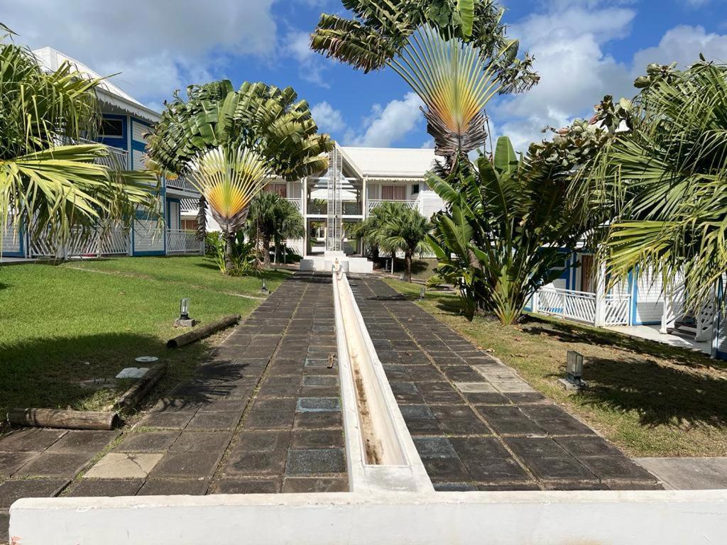 Studio Le Titoune Acces Plage St-Francois Avec Reservoir D'Eau Automatique Saint-Francois  Exteriér fotografie